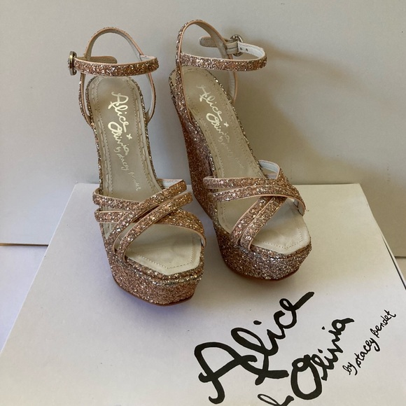 NWT Alice & Olivia Ursula Glitter Platform Wedges - Picture 6 of 11
